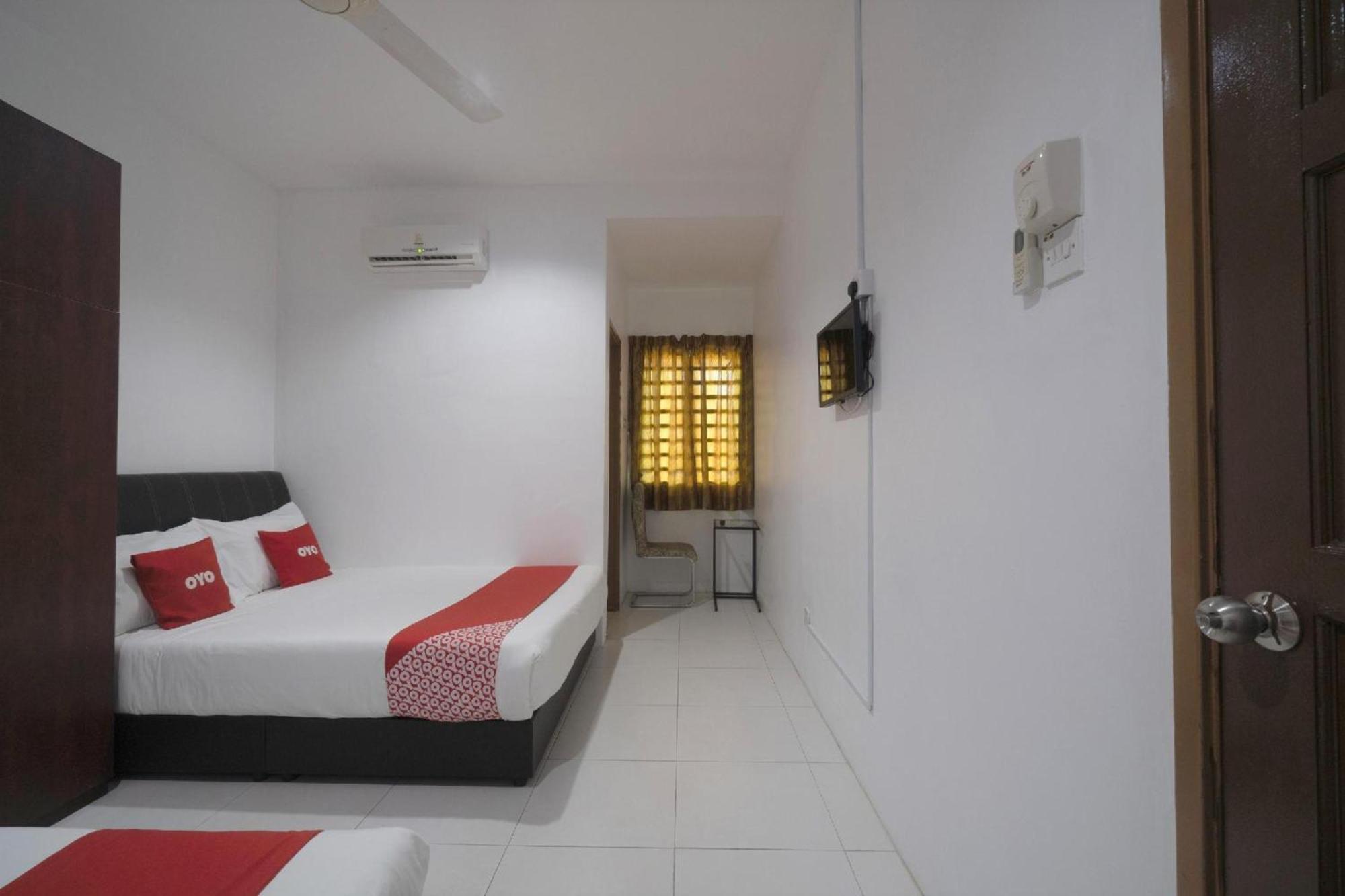 Oyo 91089 Motel Fasa 2B Seri Manjung Luaran gambar