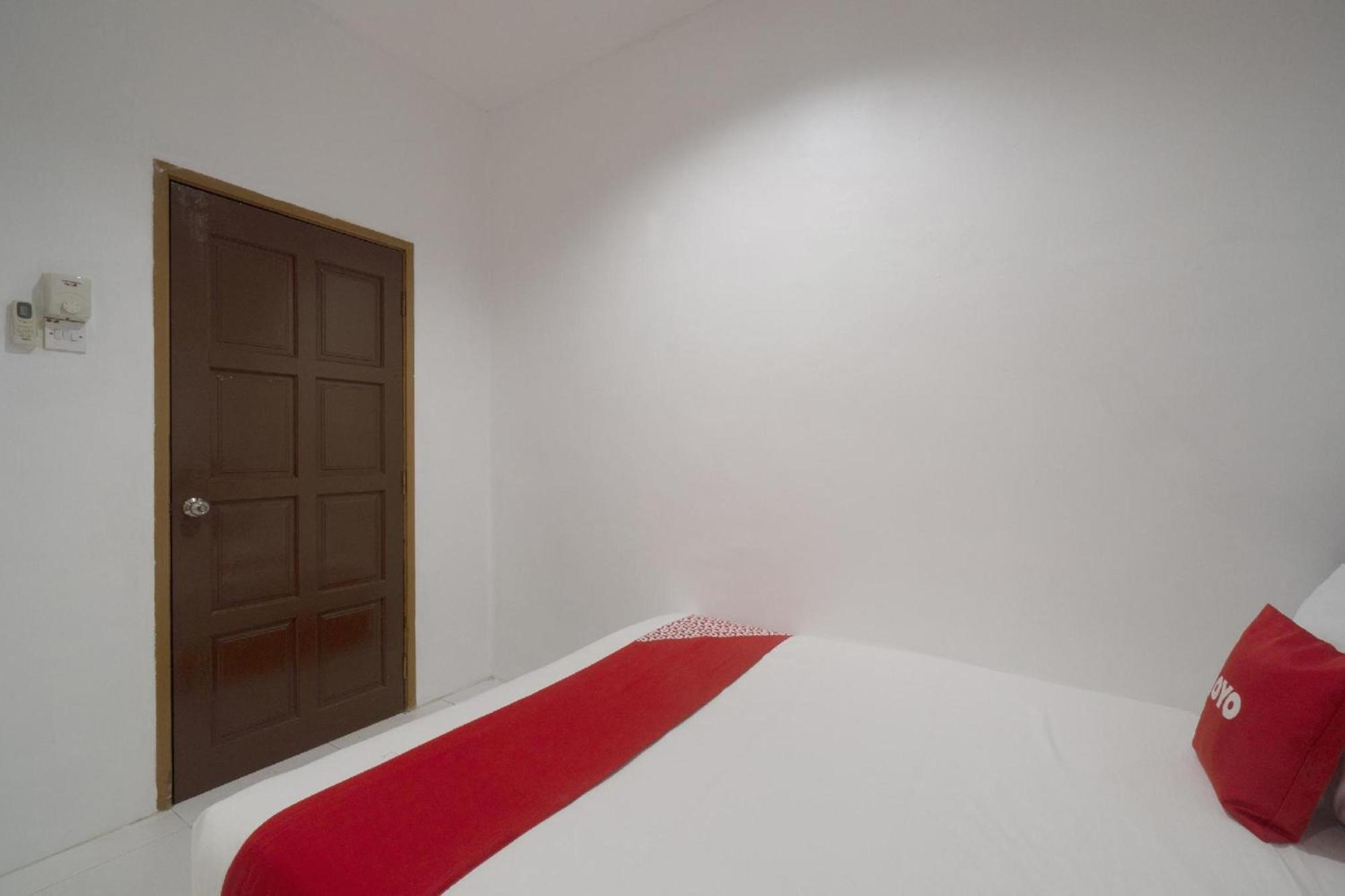 Oyo 91089 Motel Fasa 2B Seri Manjung Luaran gambar