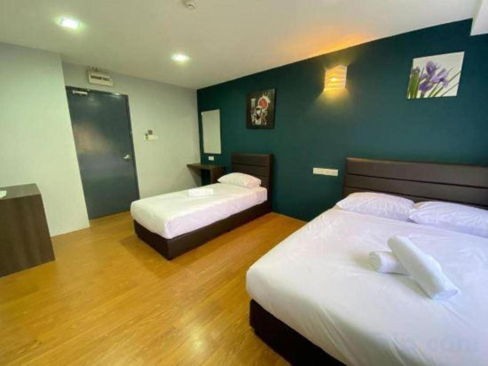 Oyo 91089 Motel Fasa 2B Seri Manjung Luaran gambar