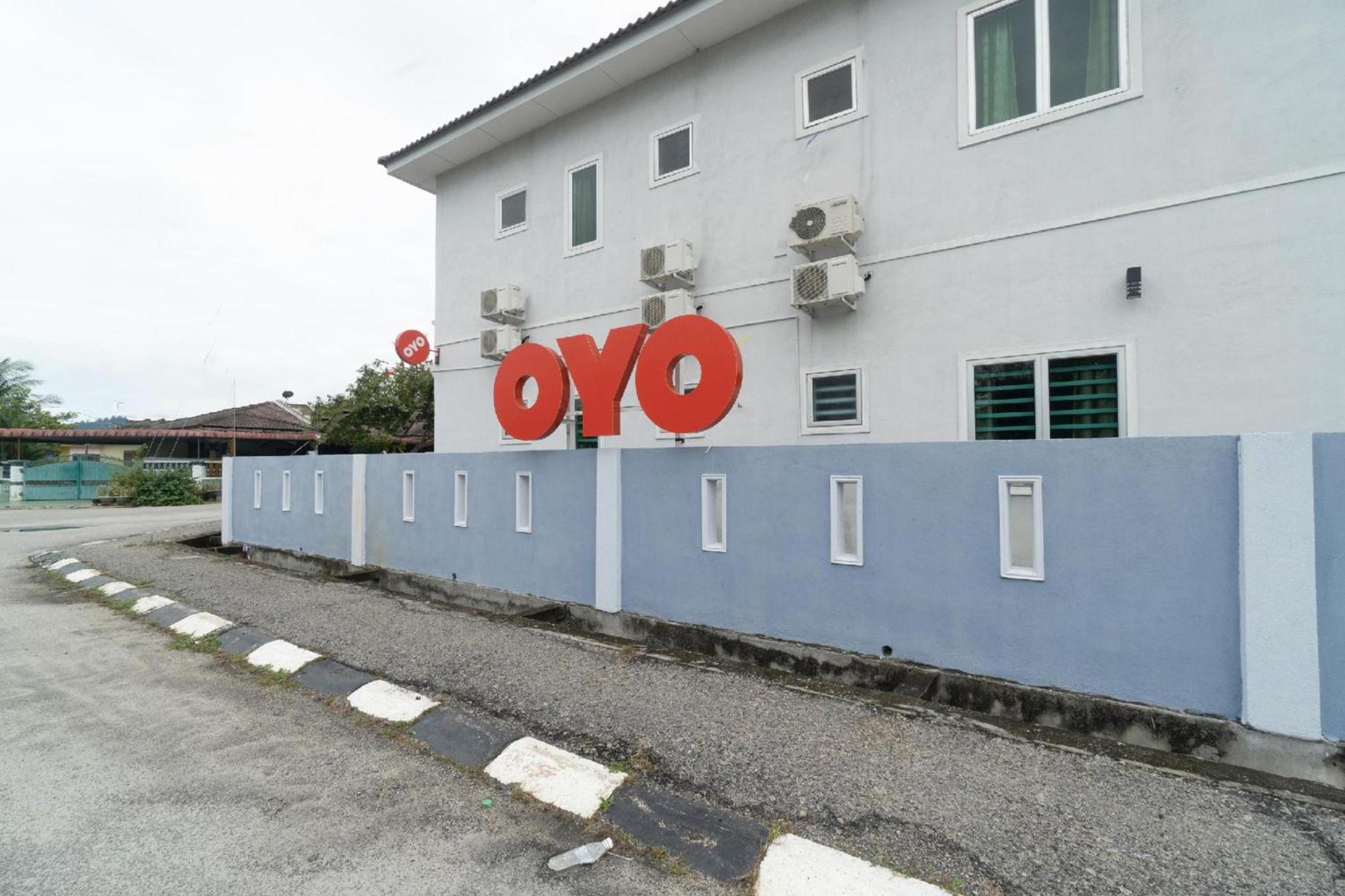Oyo 91089 Motel Fasa 2B Seri Manjung Luaran gambar