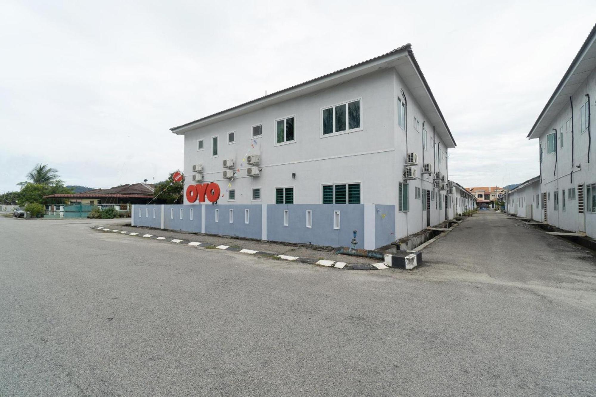 Oyo 91089 Motel Fasa 2B Seri Manjung Luaran gambar