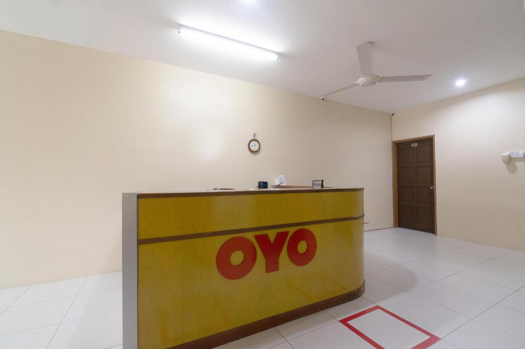 Oyo 91089 Motel Fasa 2B Seri Manjung Luaran gambar