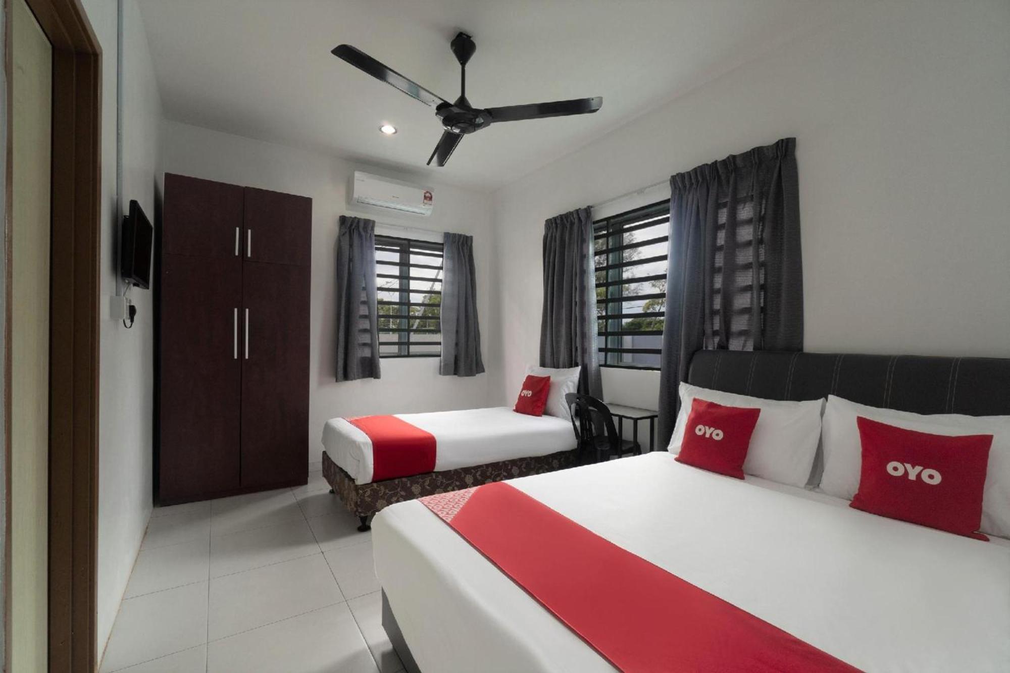 Oyo 91089 Motel Fasa 2B Seri Manjung Luaran gambar
